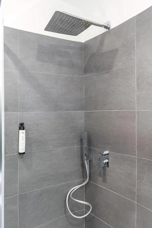 Colours Apartments☆☆☆☆ San Remo 0*,