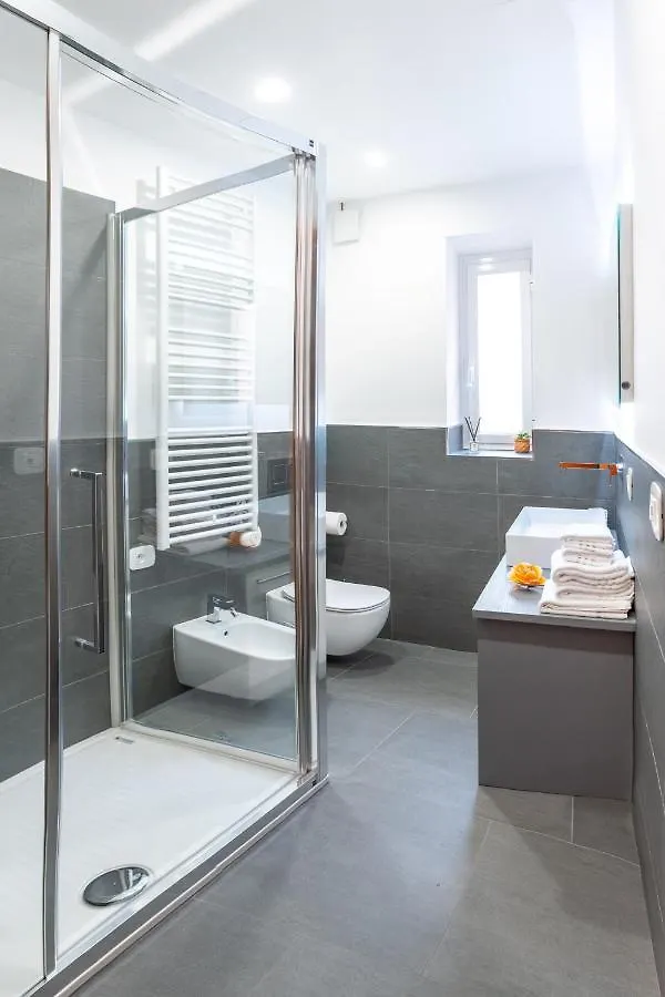 Colours Apartments☆☆☆☆ San Remo