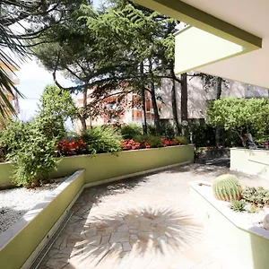  Appartement Casa Vacanze Nonna Elsa 008055-lt-0917