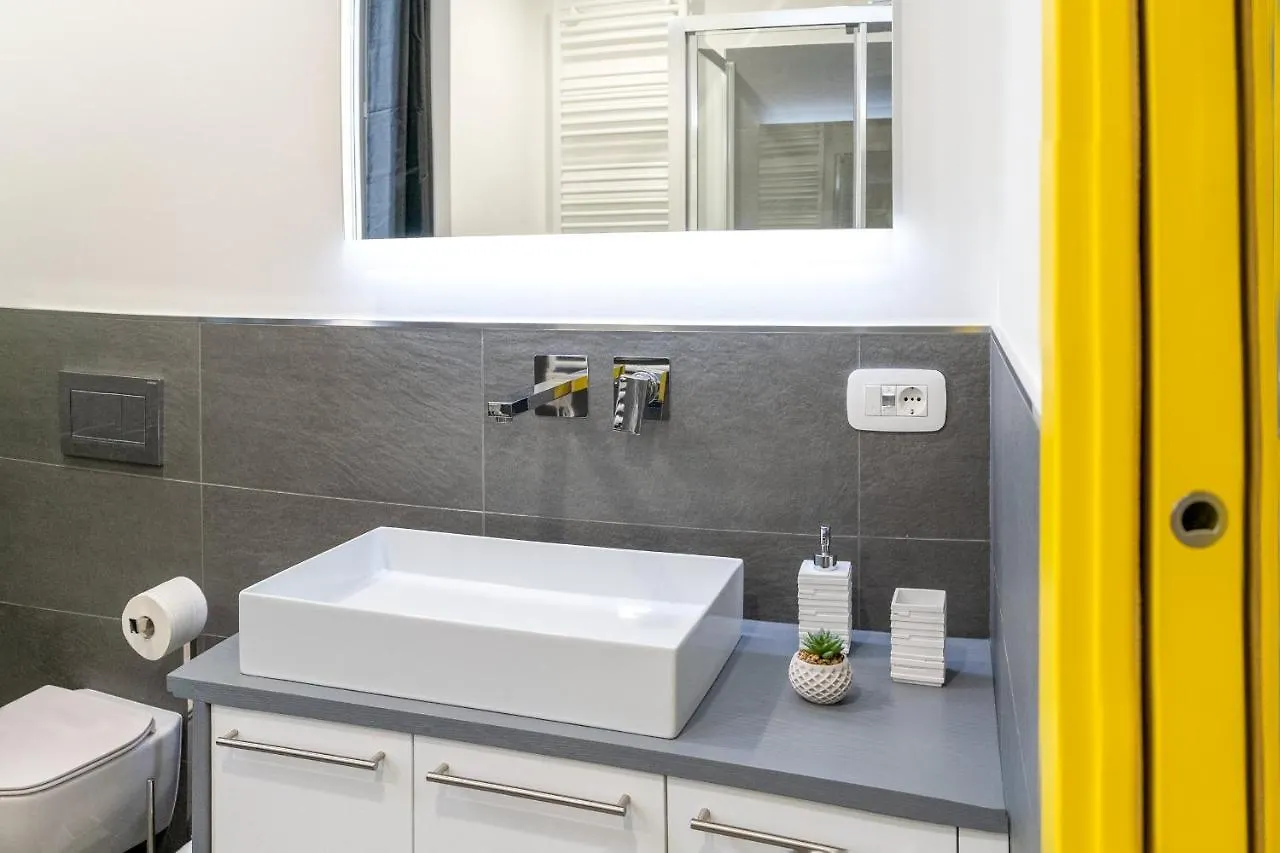 Colours Apartments & Rooms Sanremo Italy