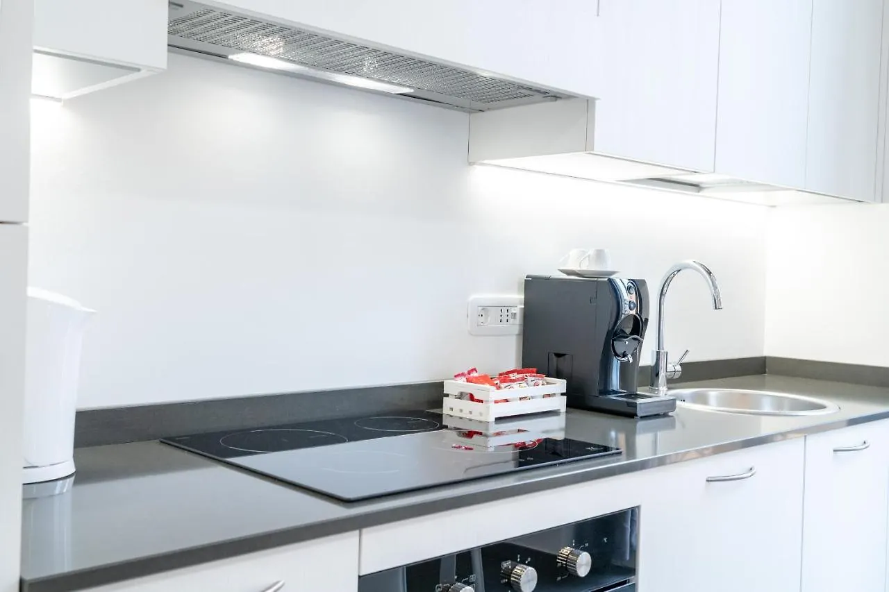 Colours Apartments & Rooms Sanremo
