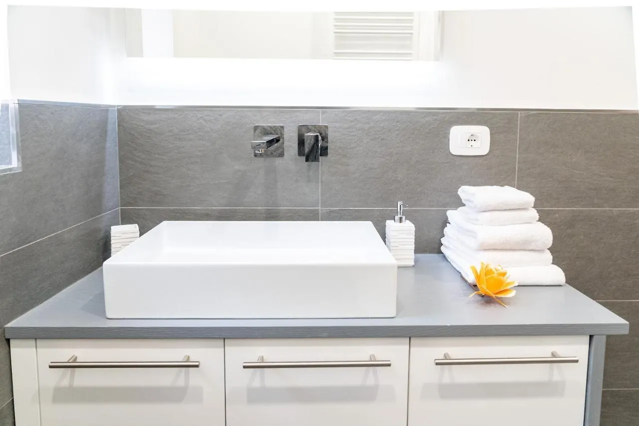 סנרמו Colours Apartments & Rooms