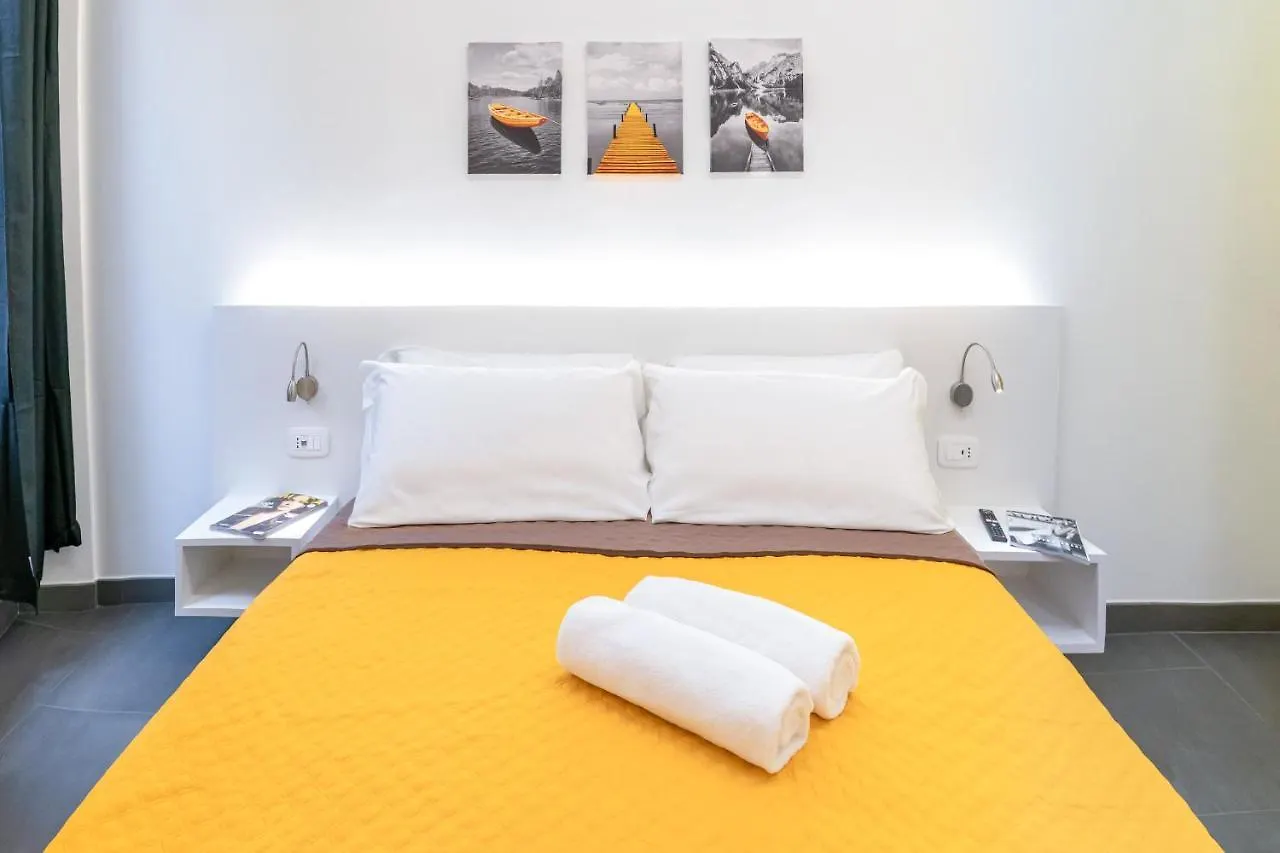 Colours Apartments & Rooms Sanremo