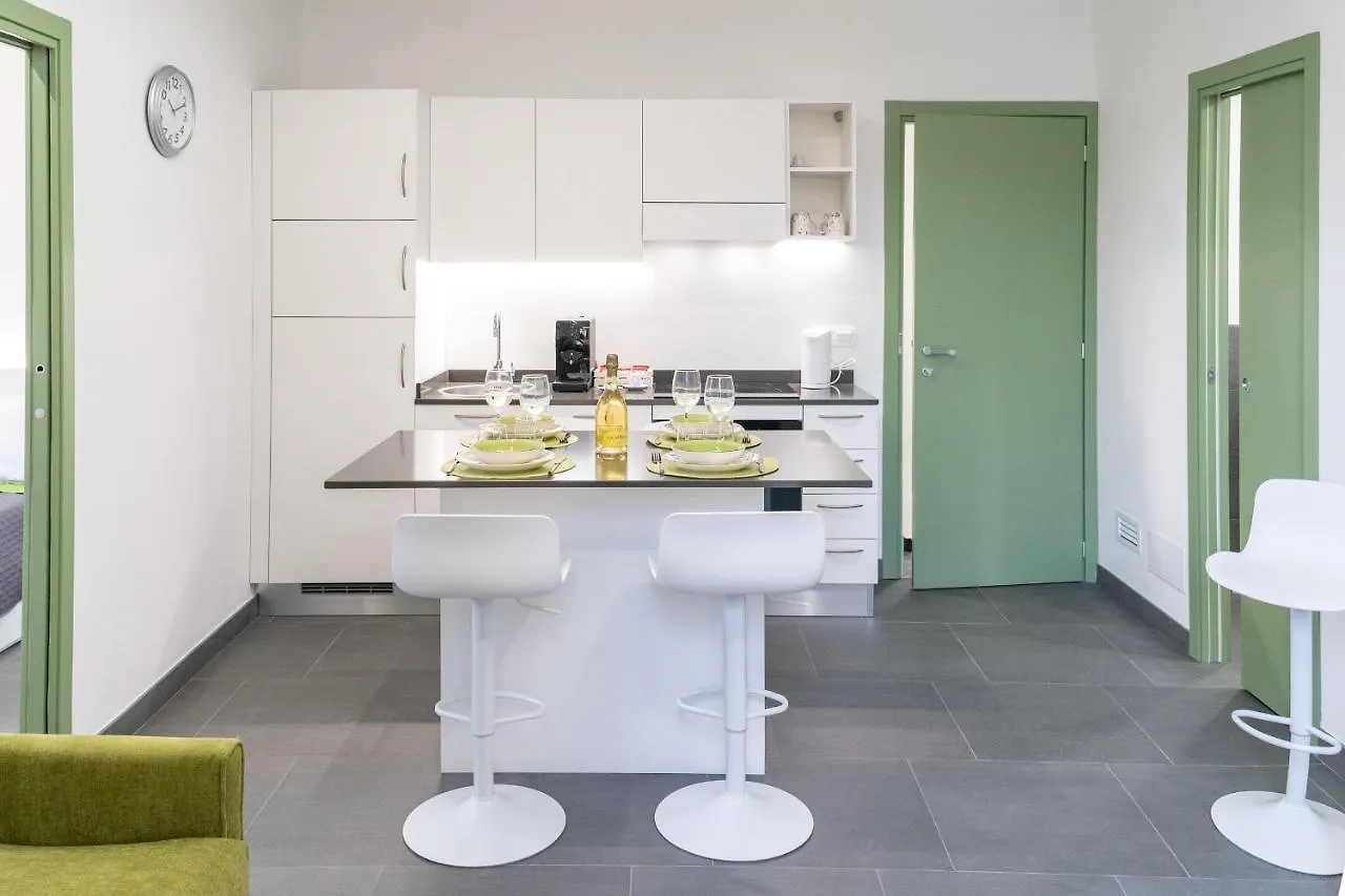 סנרמו Colours Apartments & Rooms איטליה